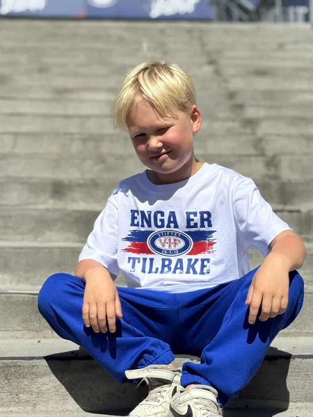 T-skjorte - Enga er tilbake